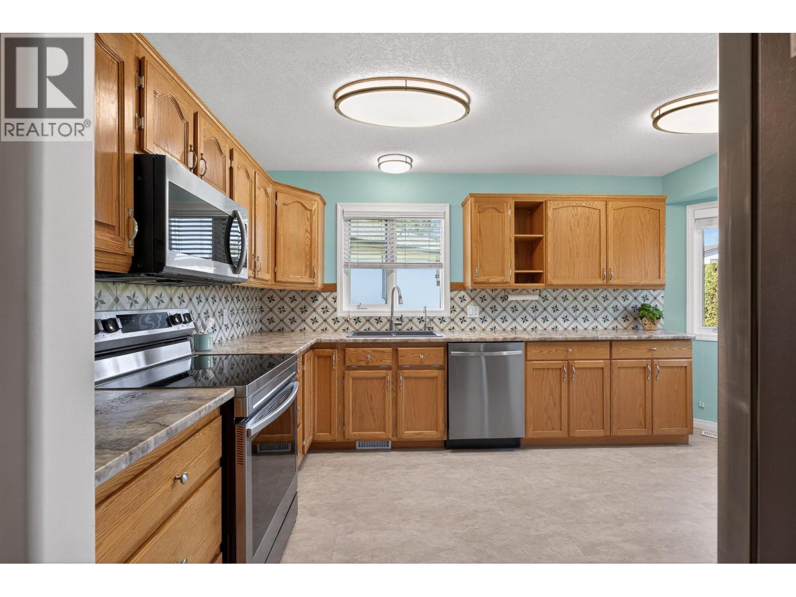 #7 2710 Allenby Way - 6