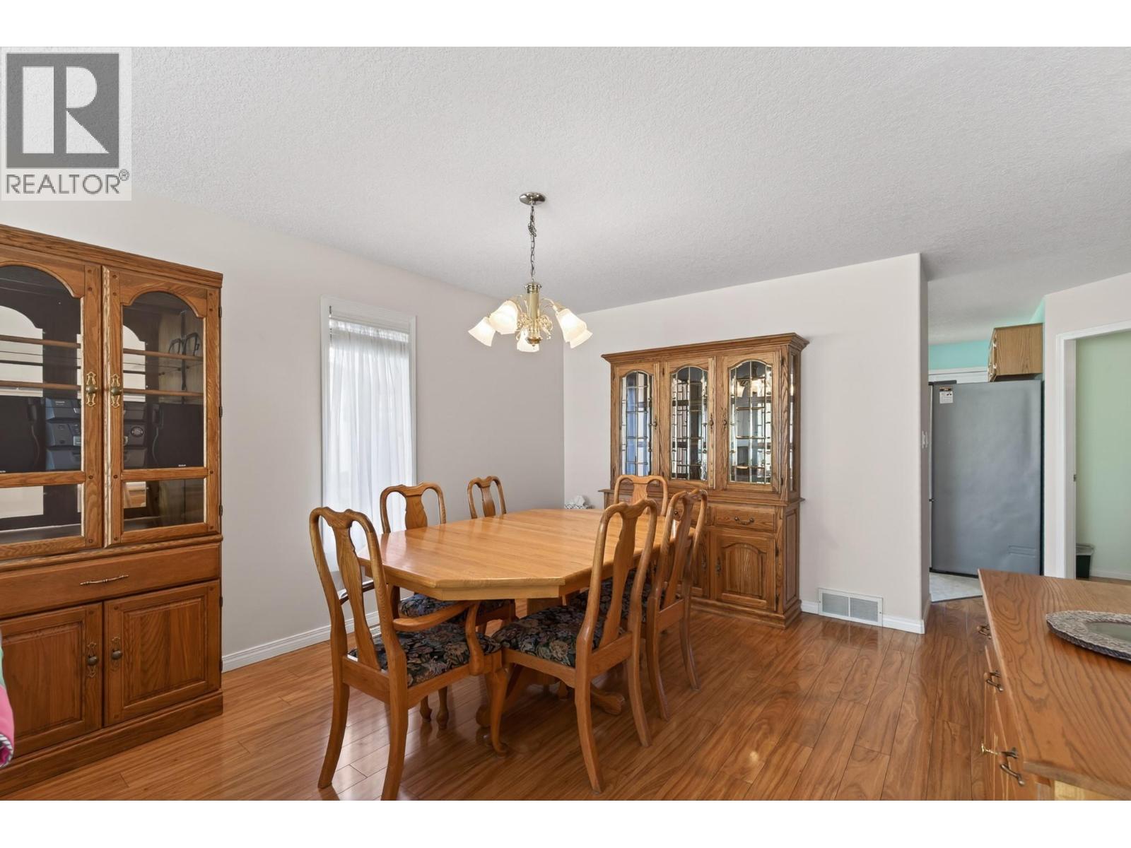 #7 2710 Allenby Way - 27