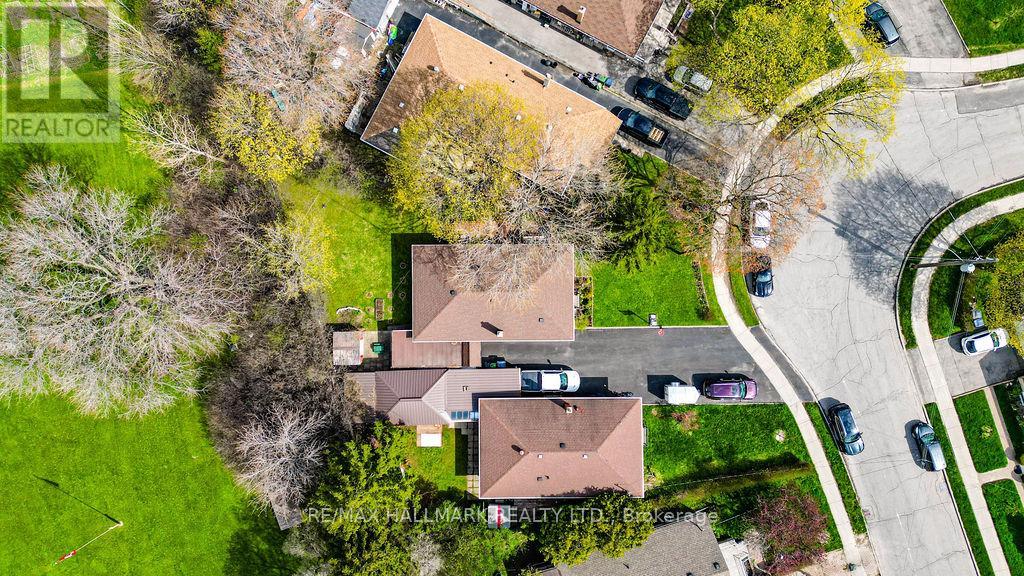 30 SHANDON DRIVE - 13