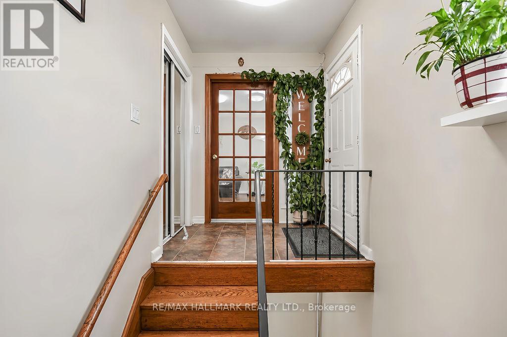 30 SHANDON DRIVE - 32