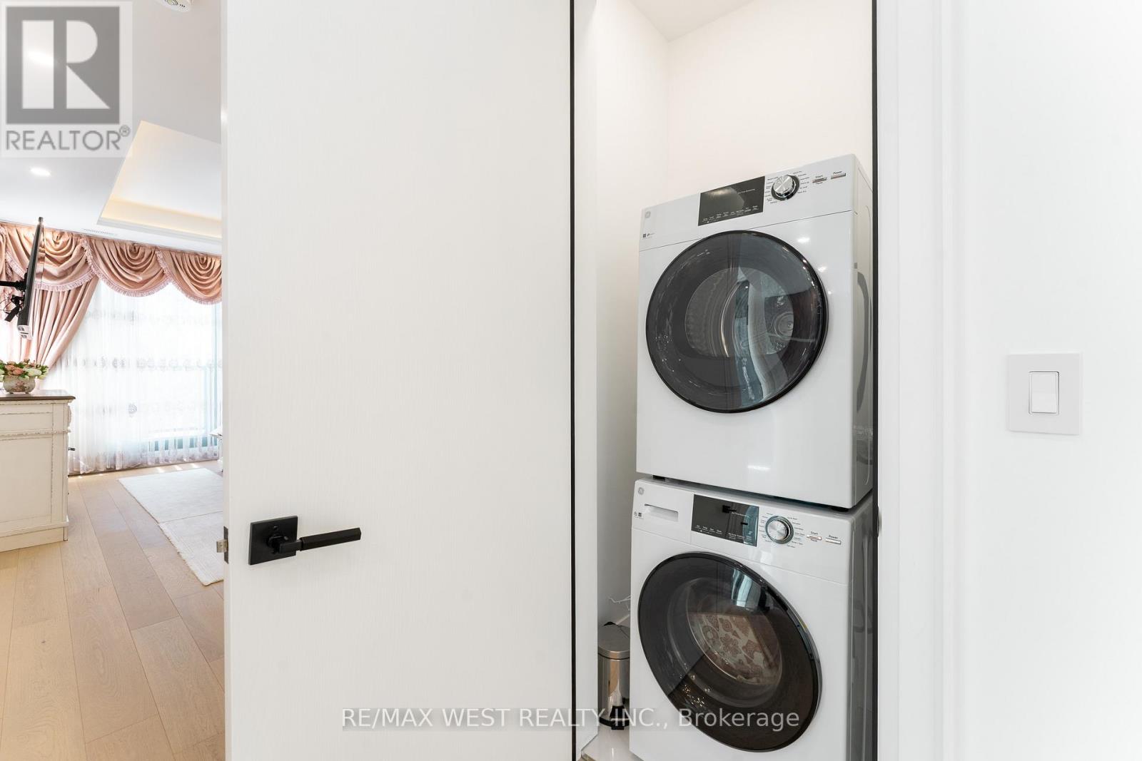 52 WILDWOOD AVENUE - 24