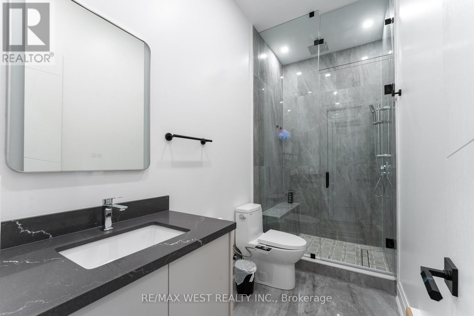 52 WILDWOOD AVENUE - 42