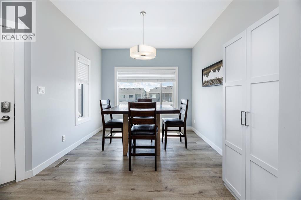 81 Ellington Crescent — photo 11