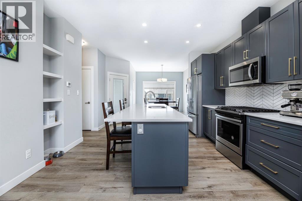 81 Ellington Crescent — photo 8