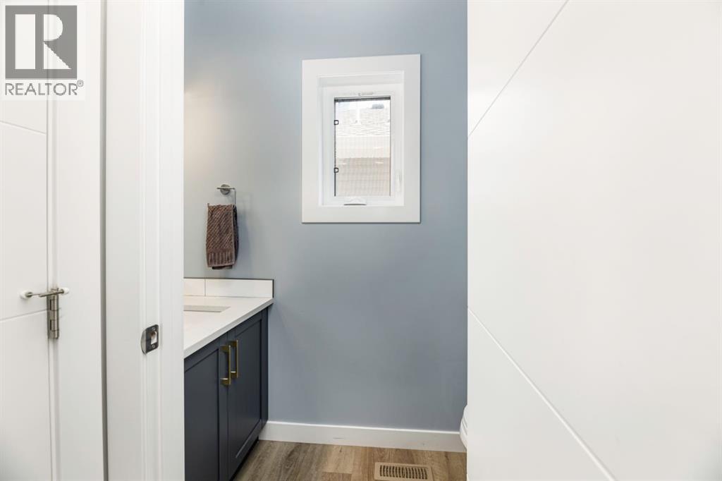 81 Ellington Crescent — photo 14