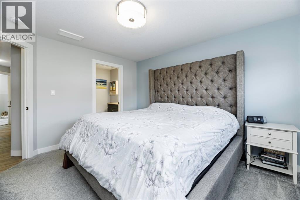 81 Ellington Crescent — photo 16