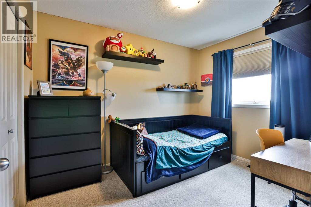 142 Peigan Court W - 17