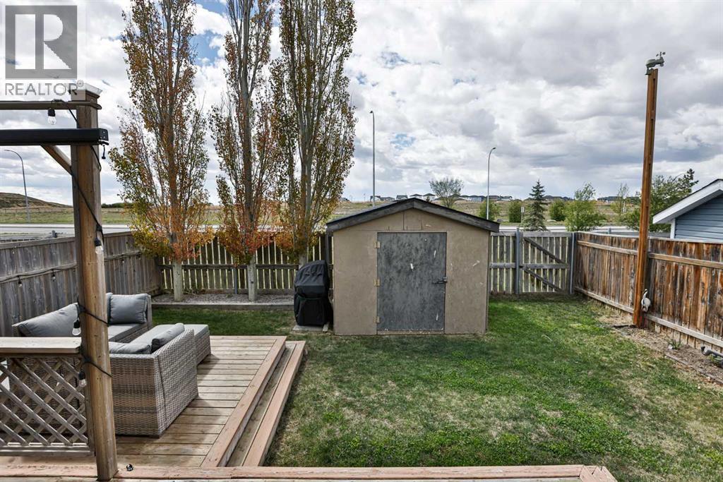 142 Peigan Court W - 26