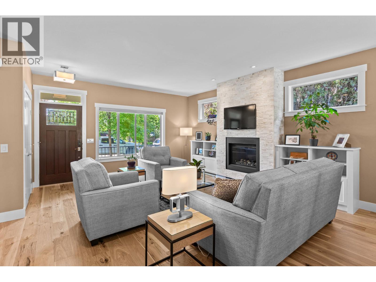 450 Francis Avenue, Kelowna