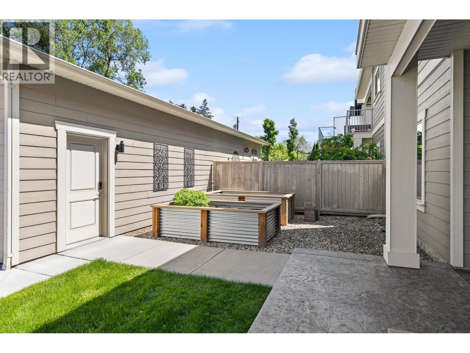 450 Francis Avenue, Kelowna