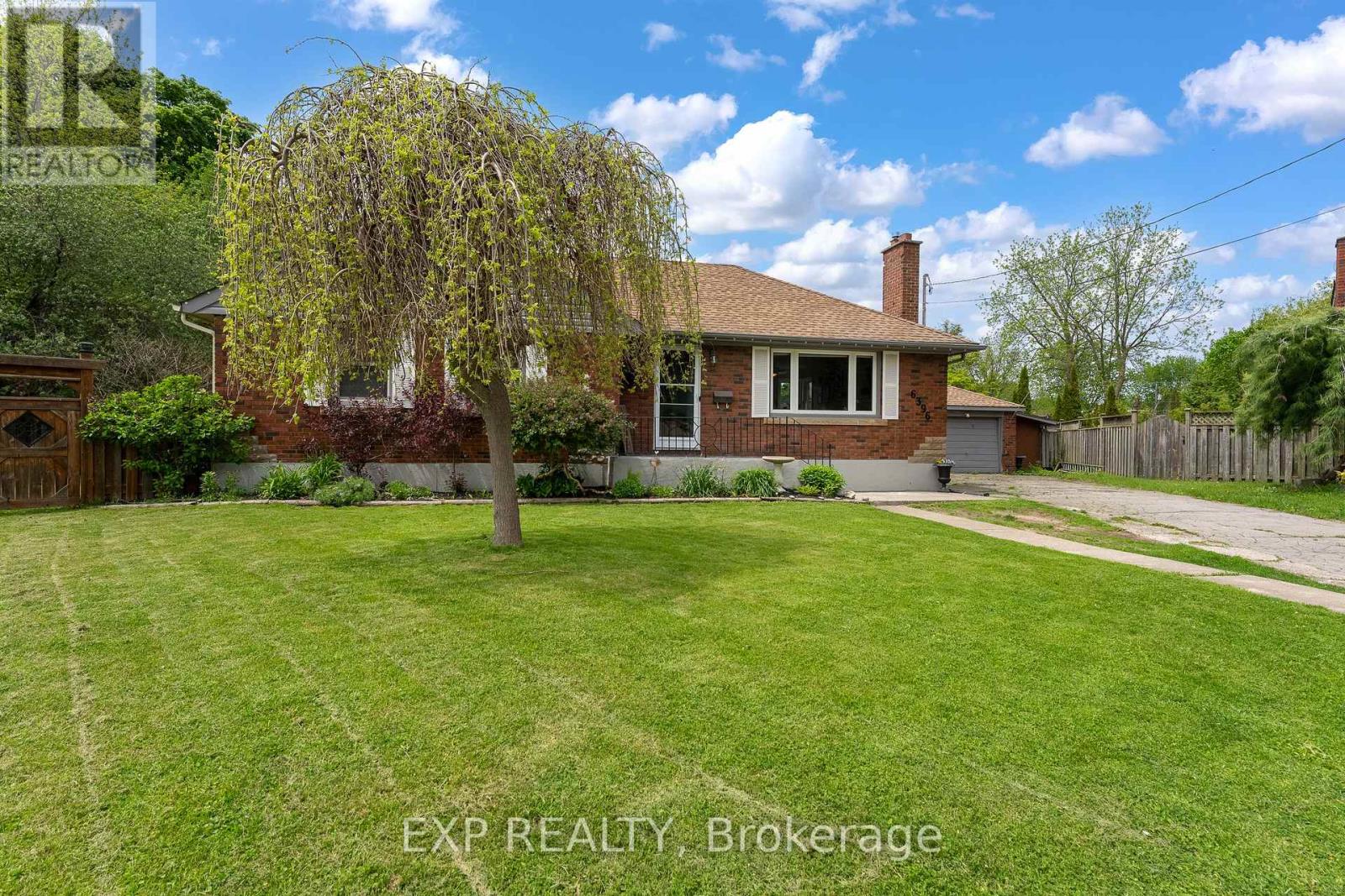 6396 LAURA CRESCENT - 41