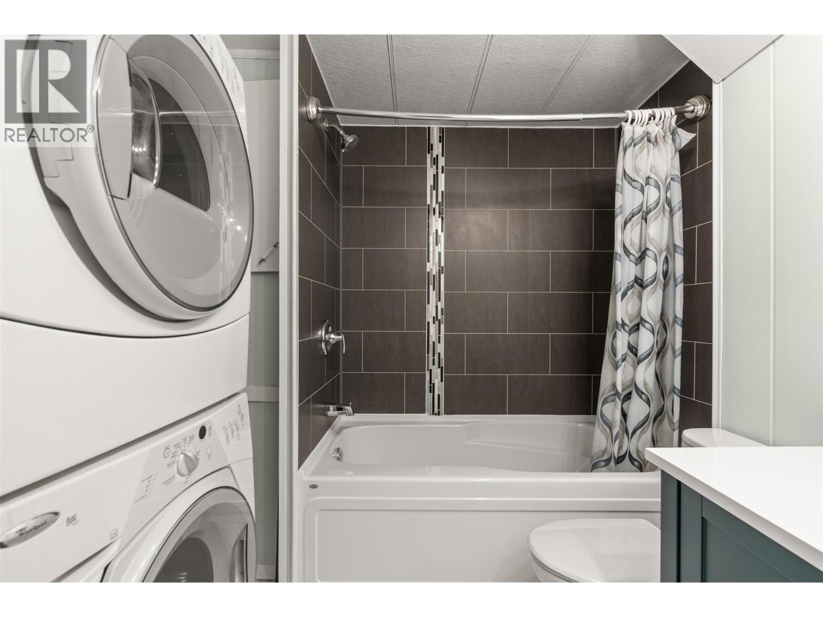 #92 15401 Kalamalka Road - 17