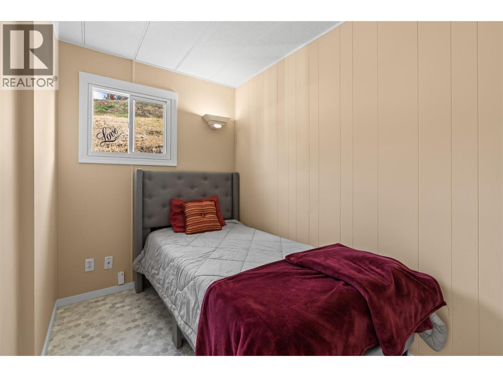 #92 15401 Kalamalka Road - 22