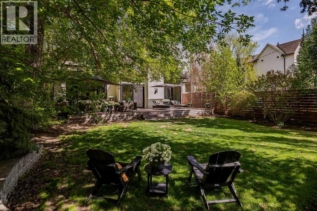 3905 Edison Crescent SW - 45