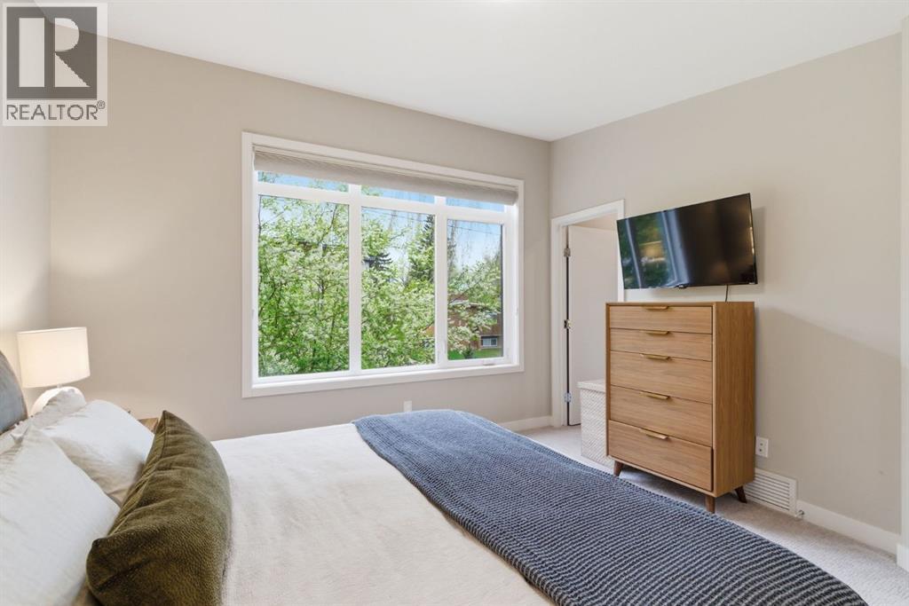 #1 1707 33 Avenue SW - 29