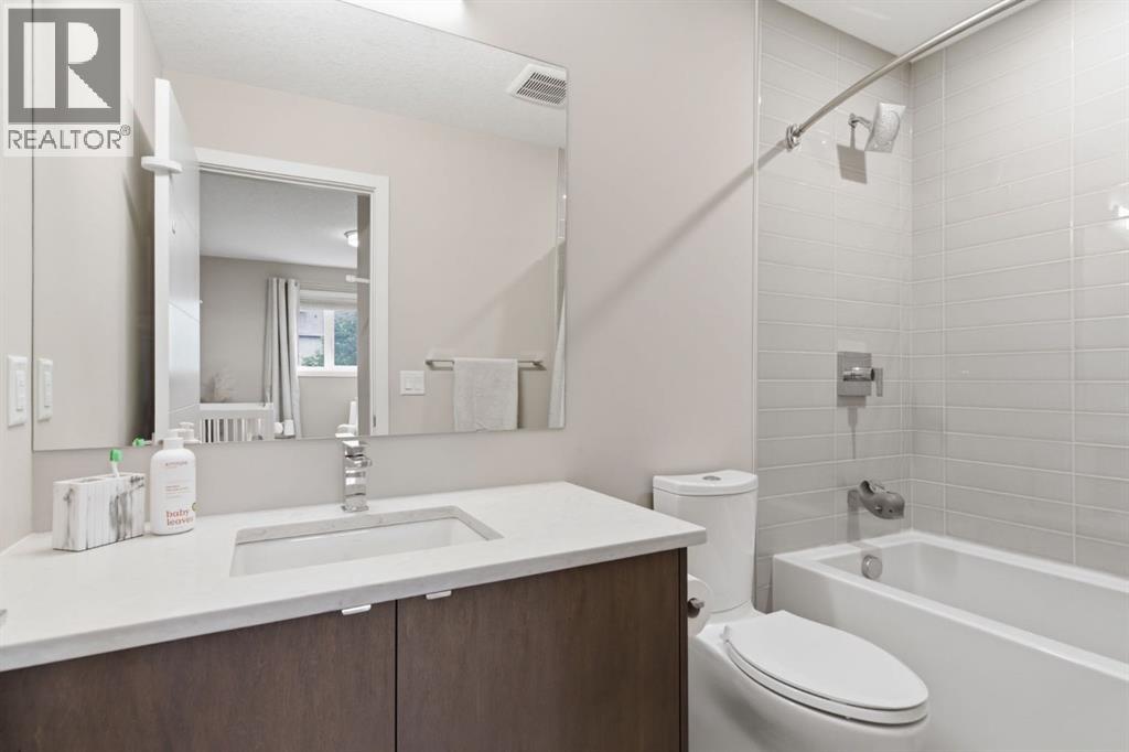 #1 1707 33 Avenue SW - 26