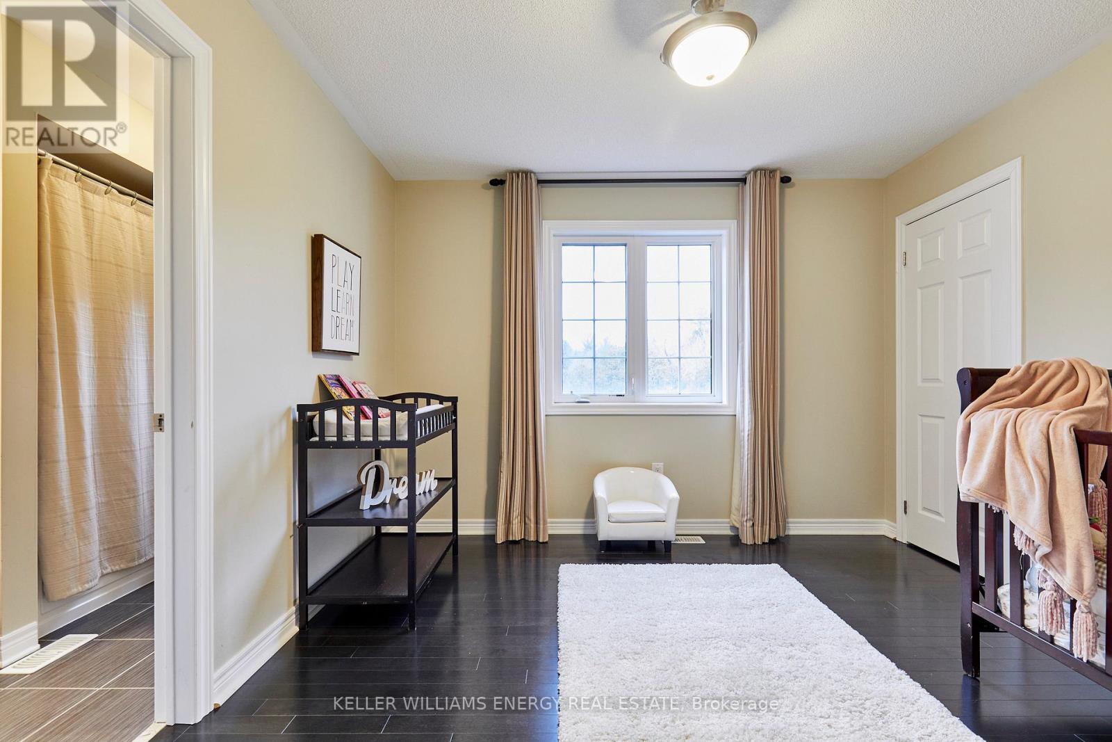 50 RUMBELLOW CRESCENT - 22