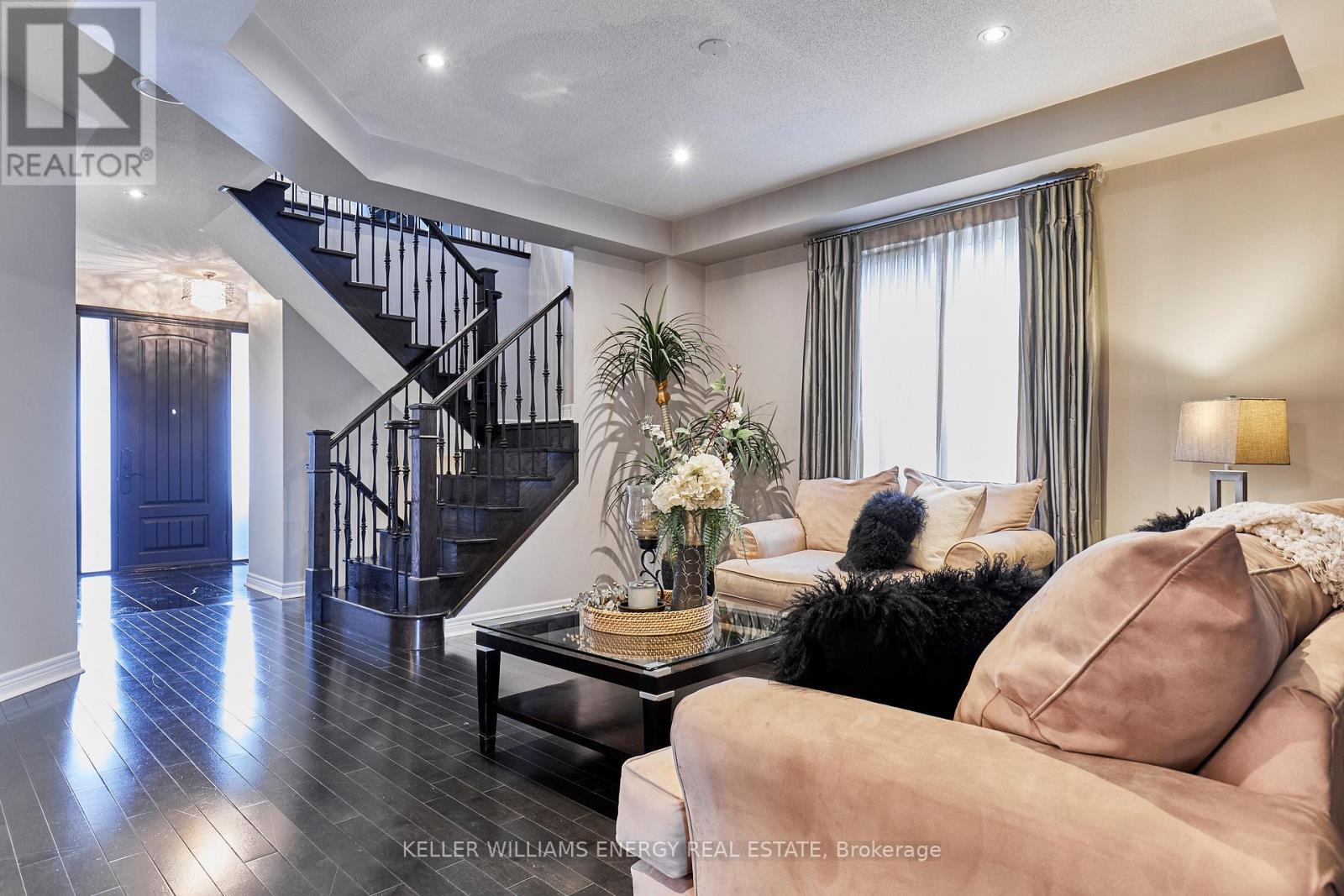 50 RUMBELLOW CRESCENT - 7