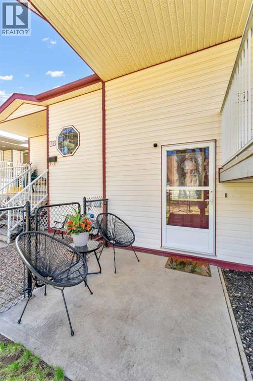 155 3 Street NE - photo 4