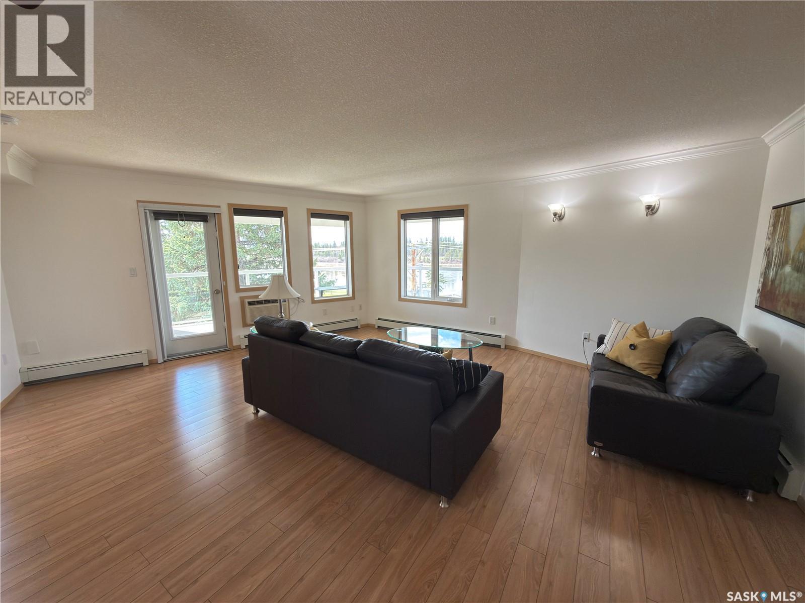 #404 395 River STREET E - 12