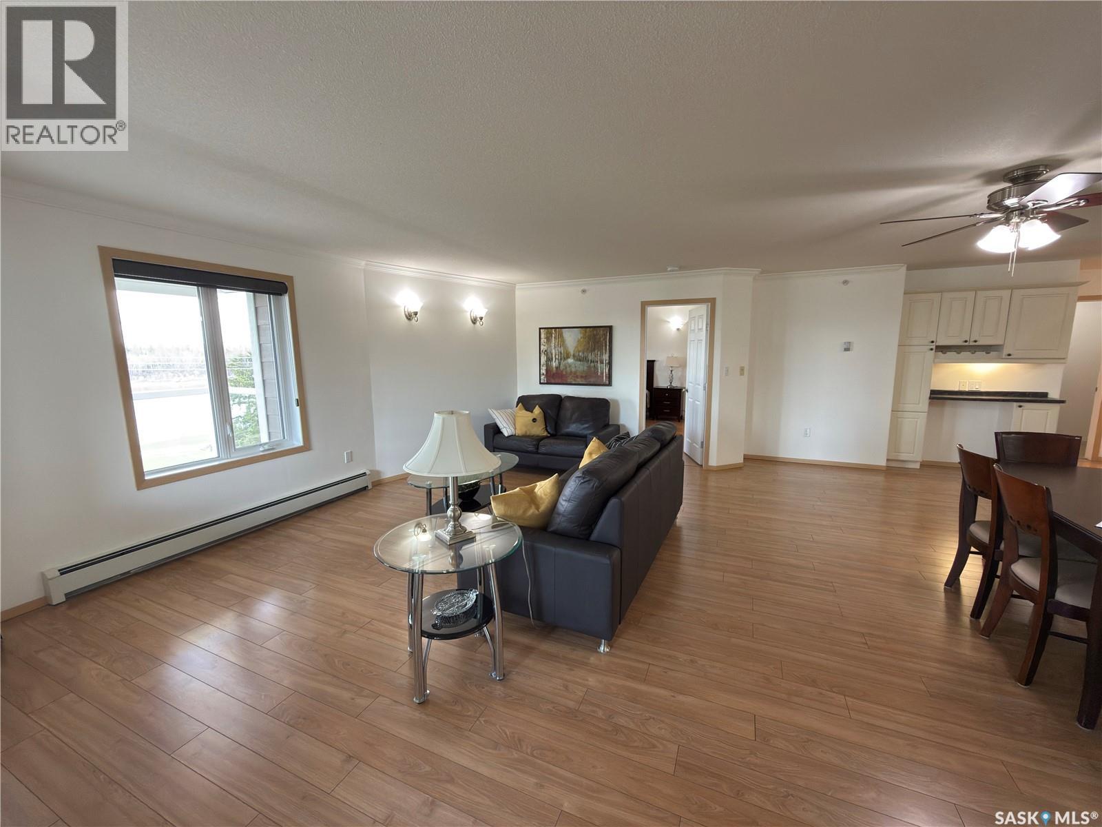 #404 395 River STREET E - 13