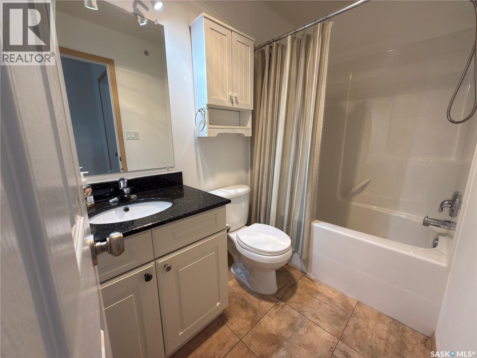 #404 395 River STREET E - 31