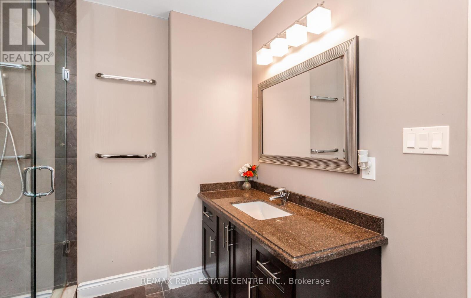 31 RIANNA COURT - 22