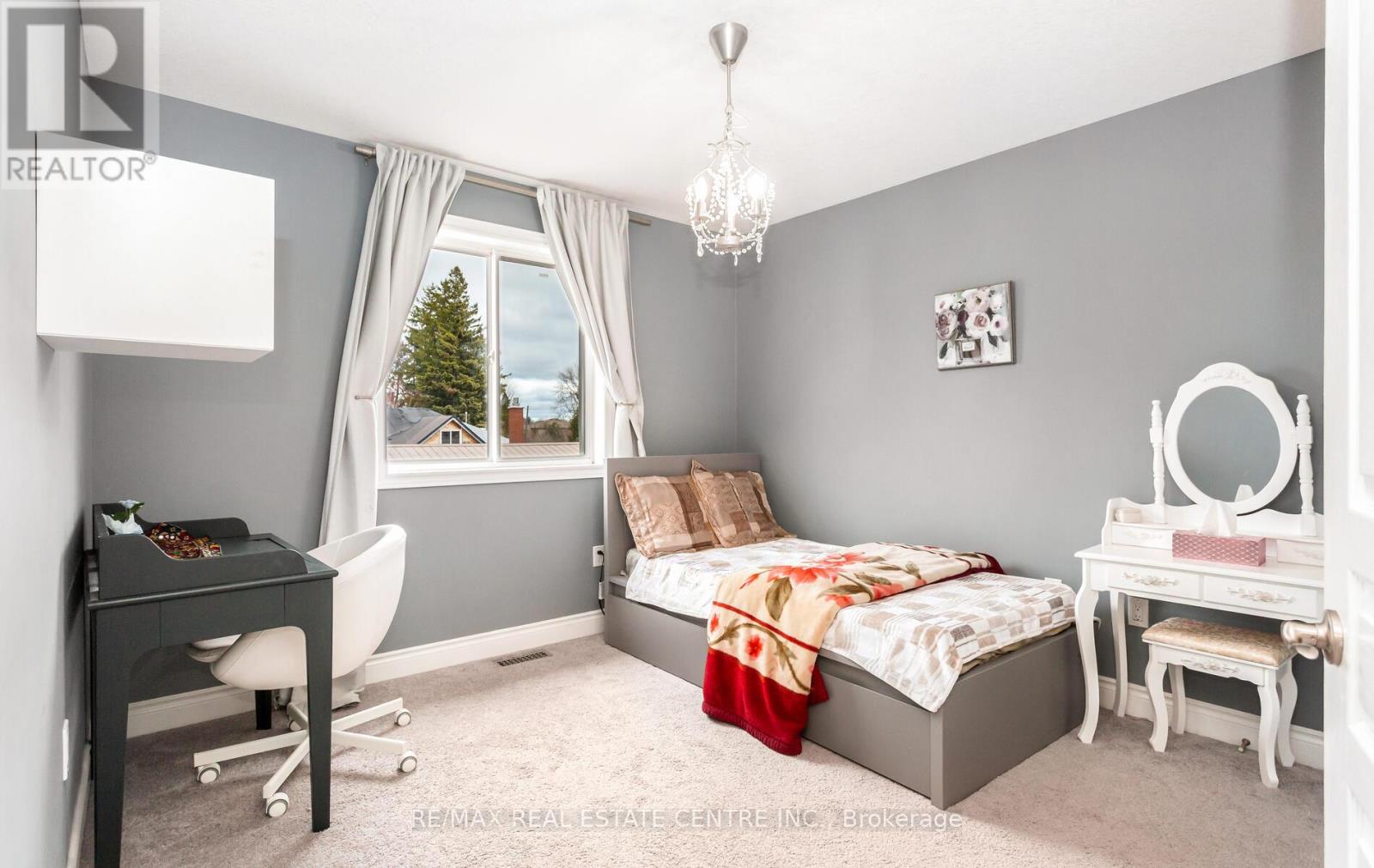 31 RIANNA COURT - 28