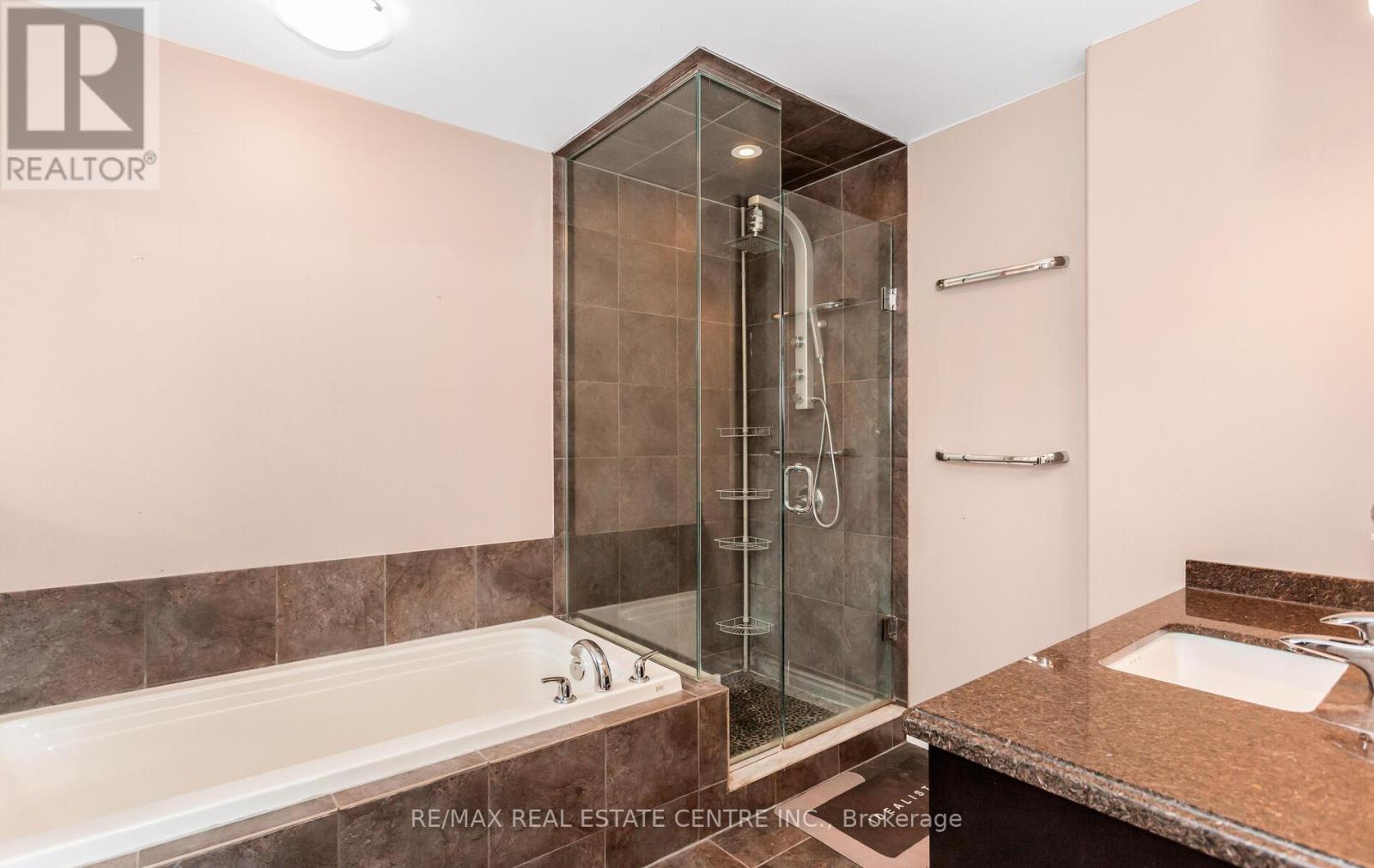 31 RIANNA COURT - 23