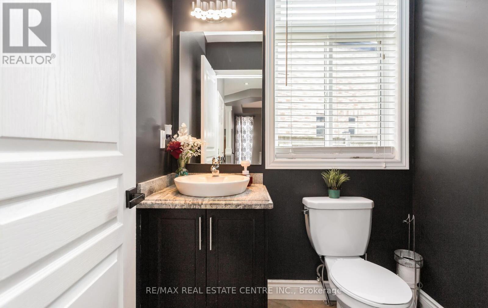 31 RIANNA COURT - 16