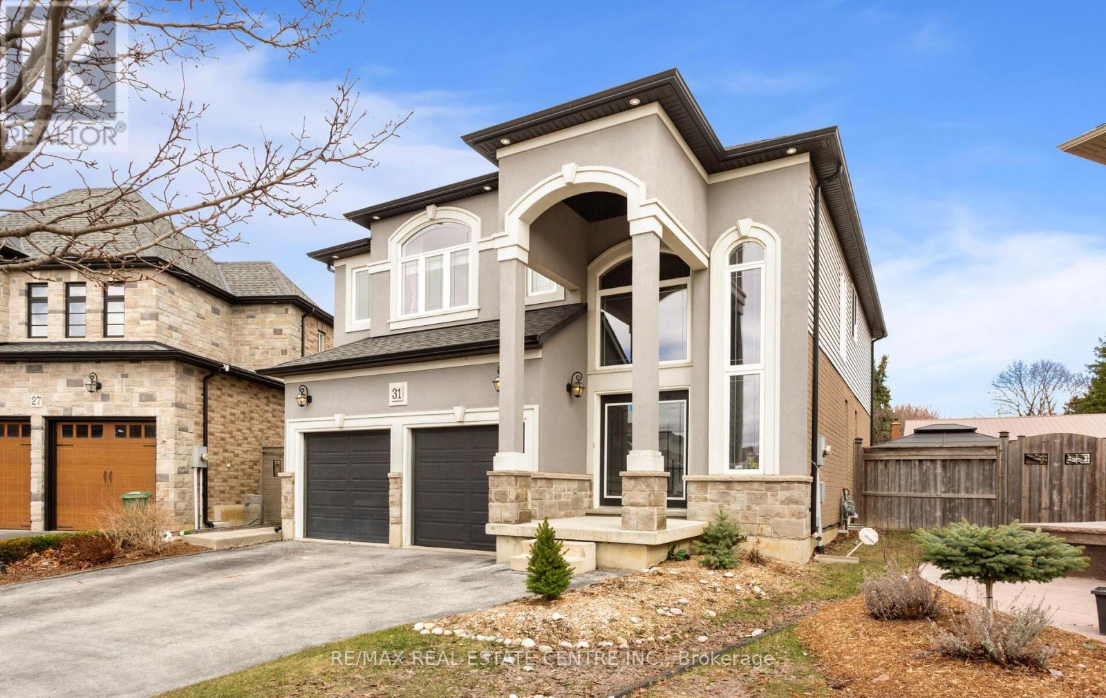 31 RIANNA COURT - 3