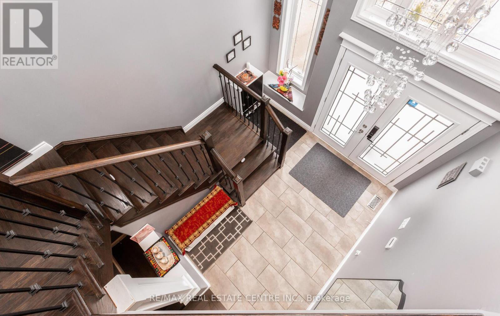 31 RIANNA COURT - 17