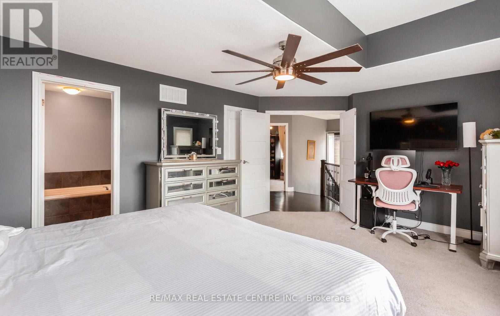 31 RIANNA COURT - 20