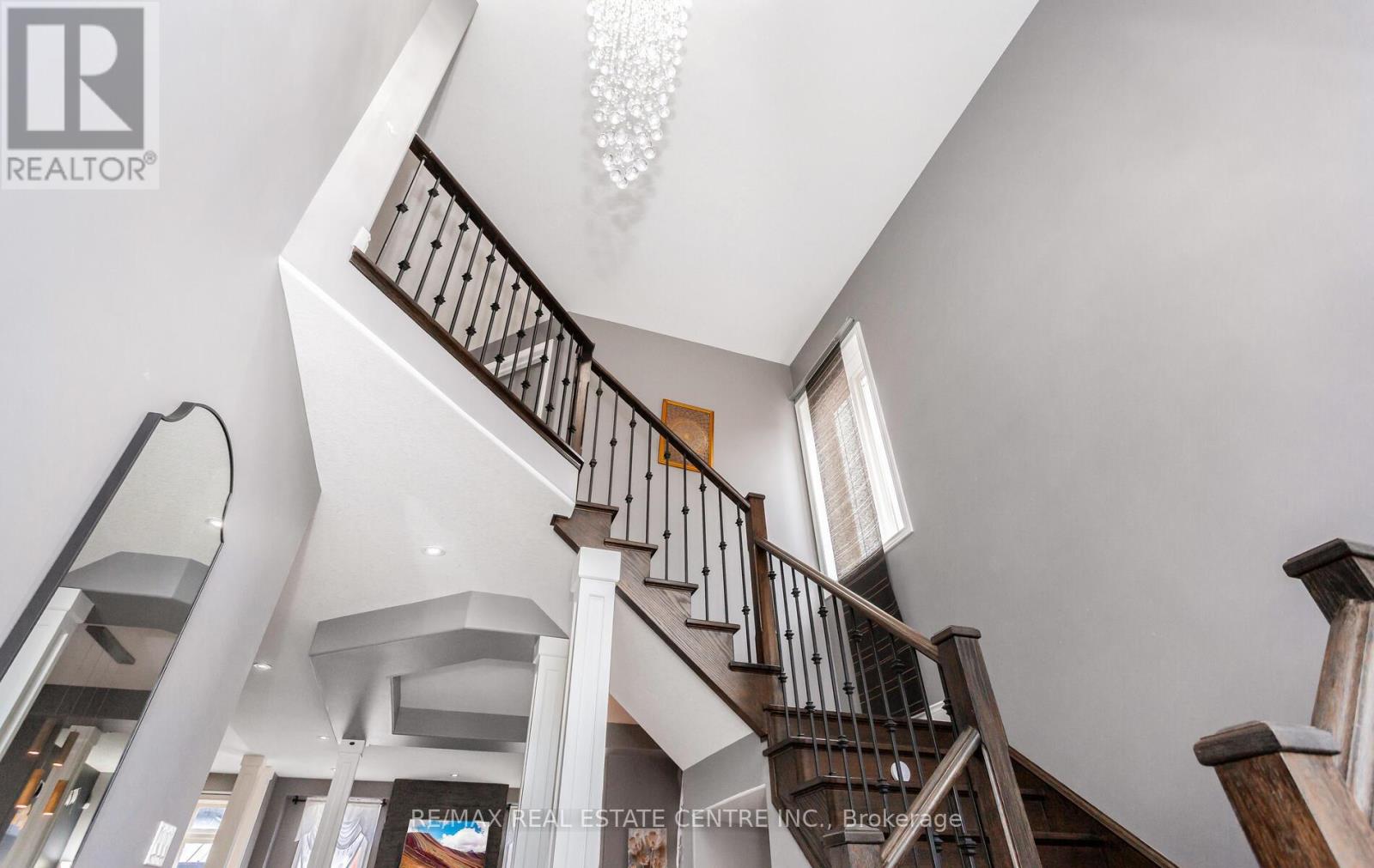 31 RIANNA COURT - 5