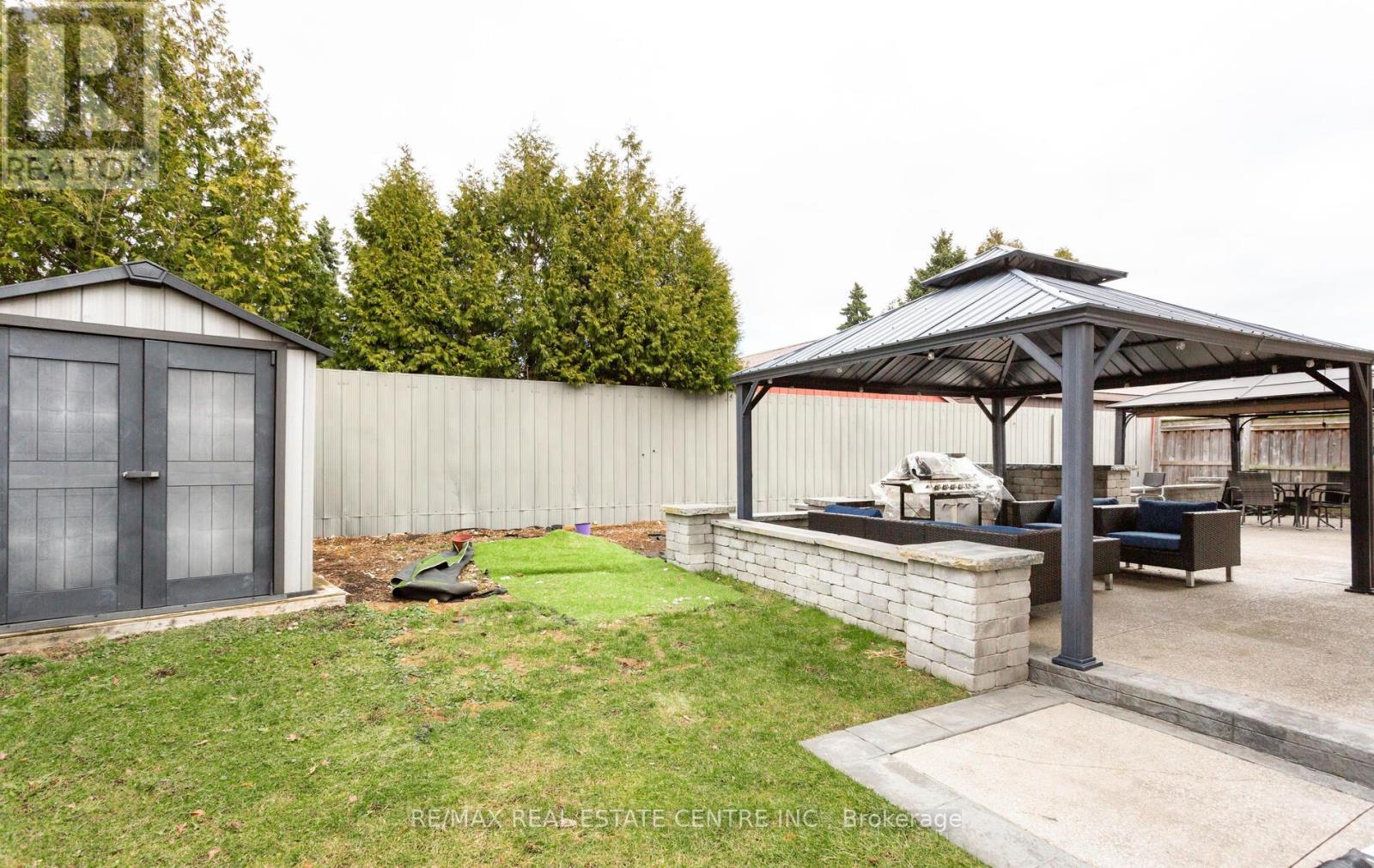 31 RIANNA COURT - 46