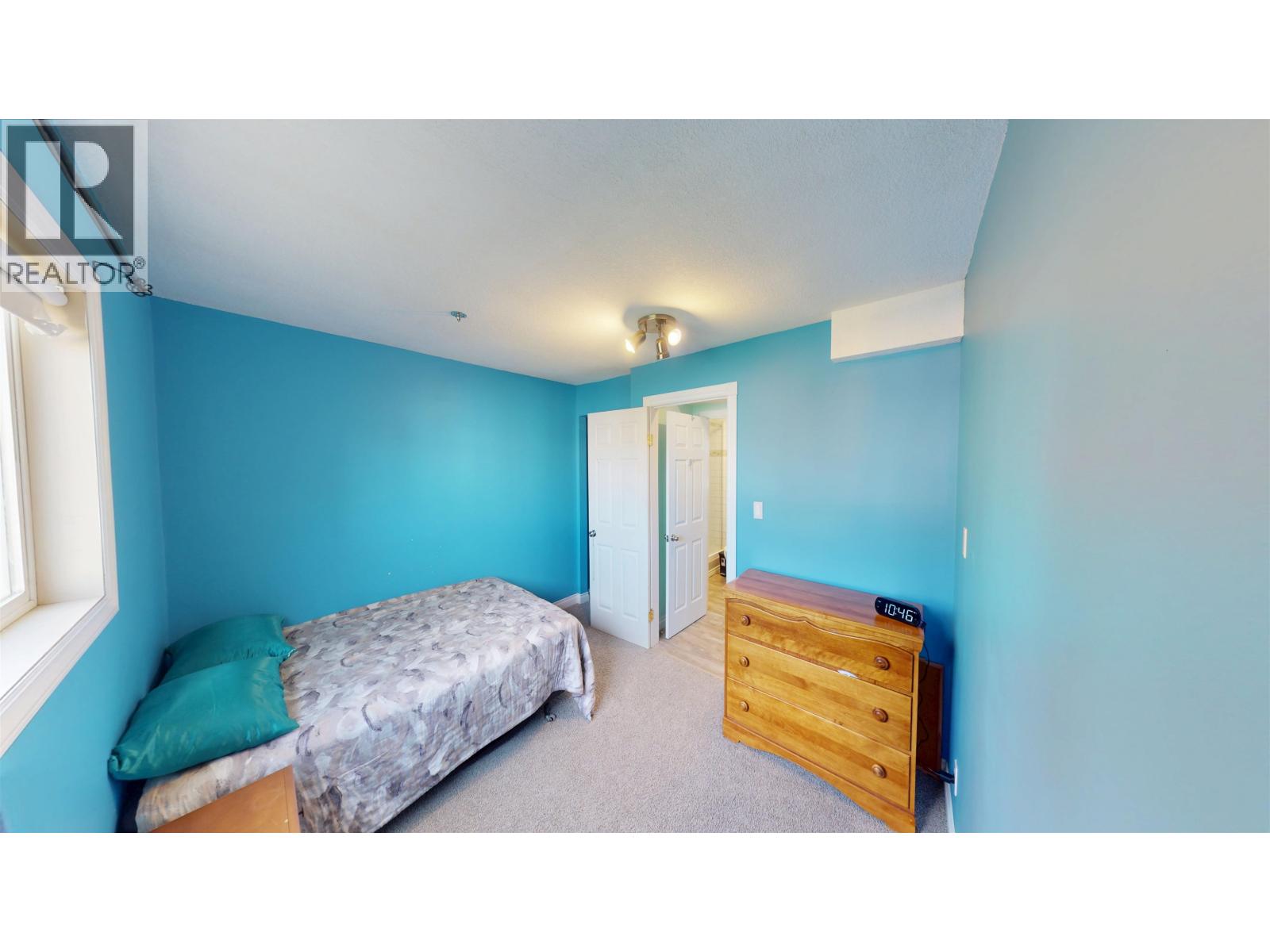 8916 84A STREET - 37