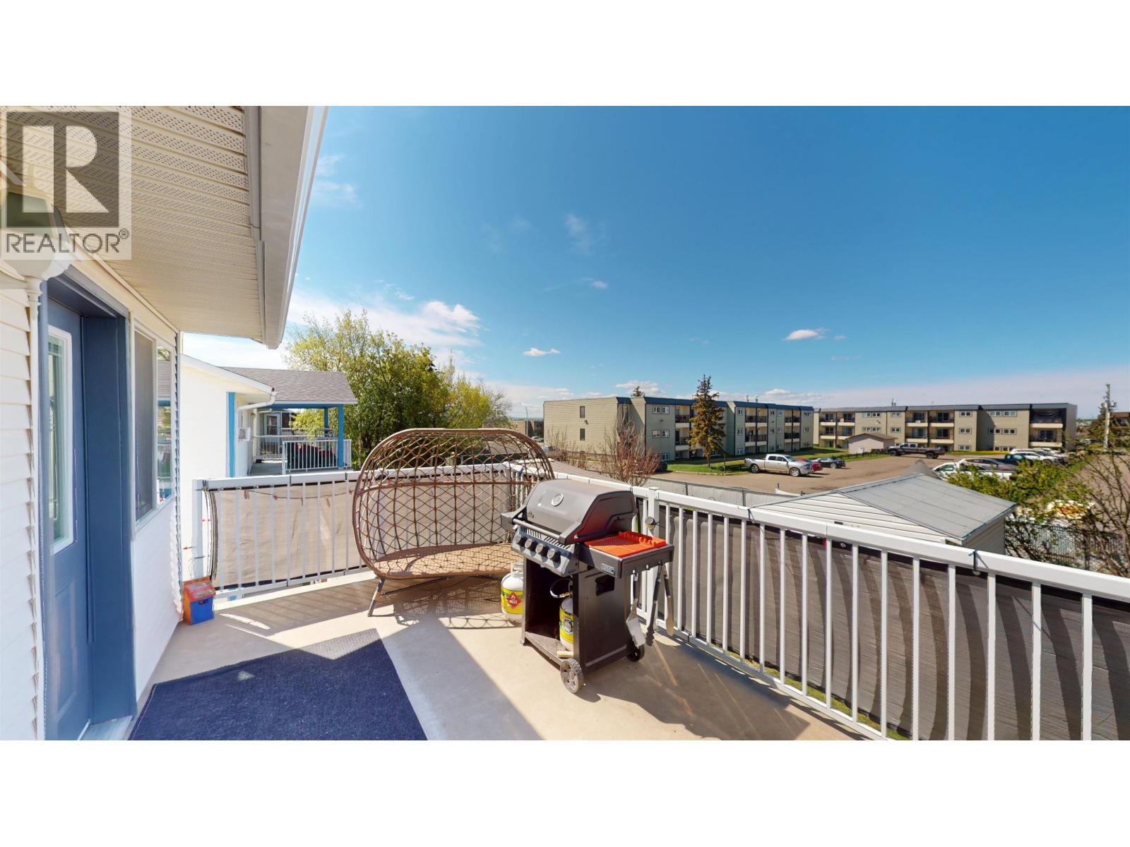 8916 84A STREET - 8
