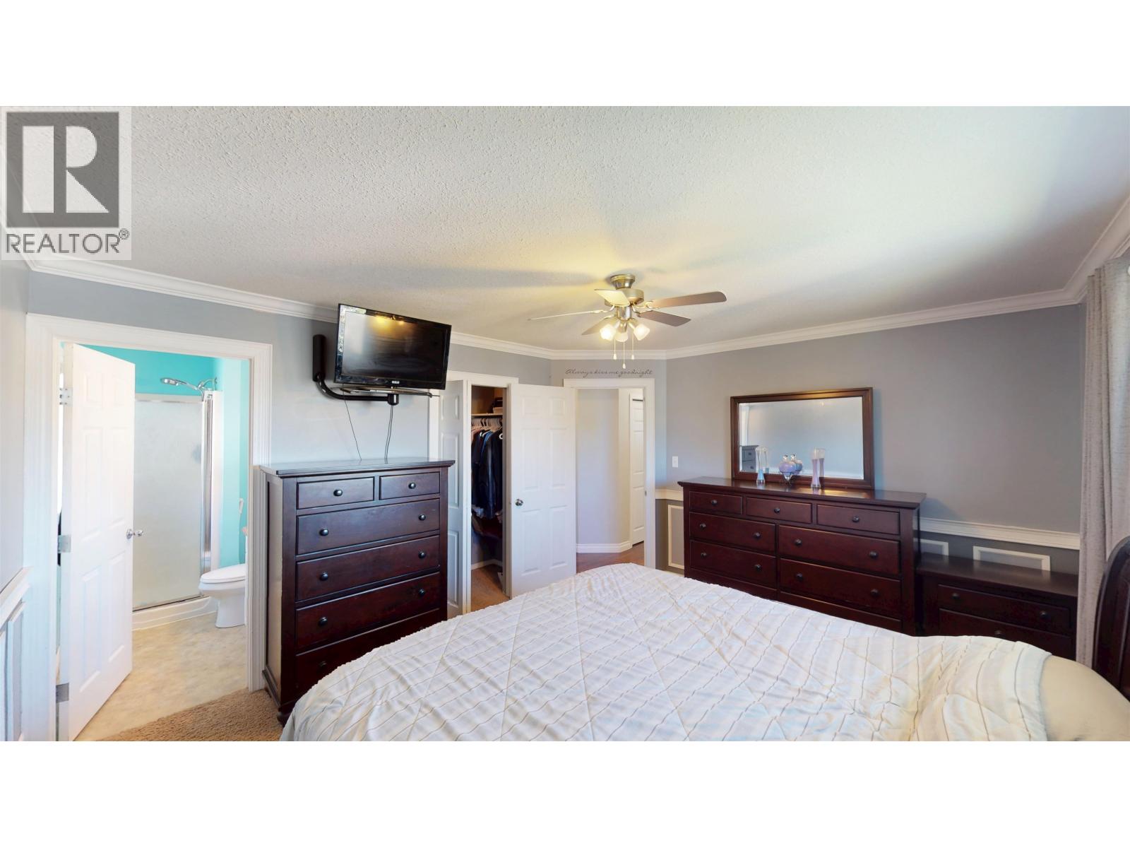 8916 84A STREET - 21