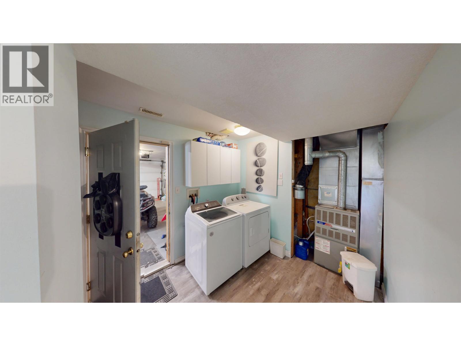 8916 84A STREET - 35