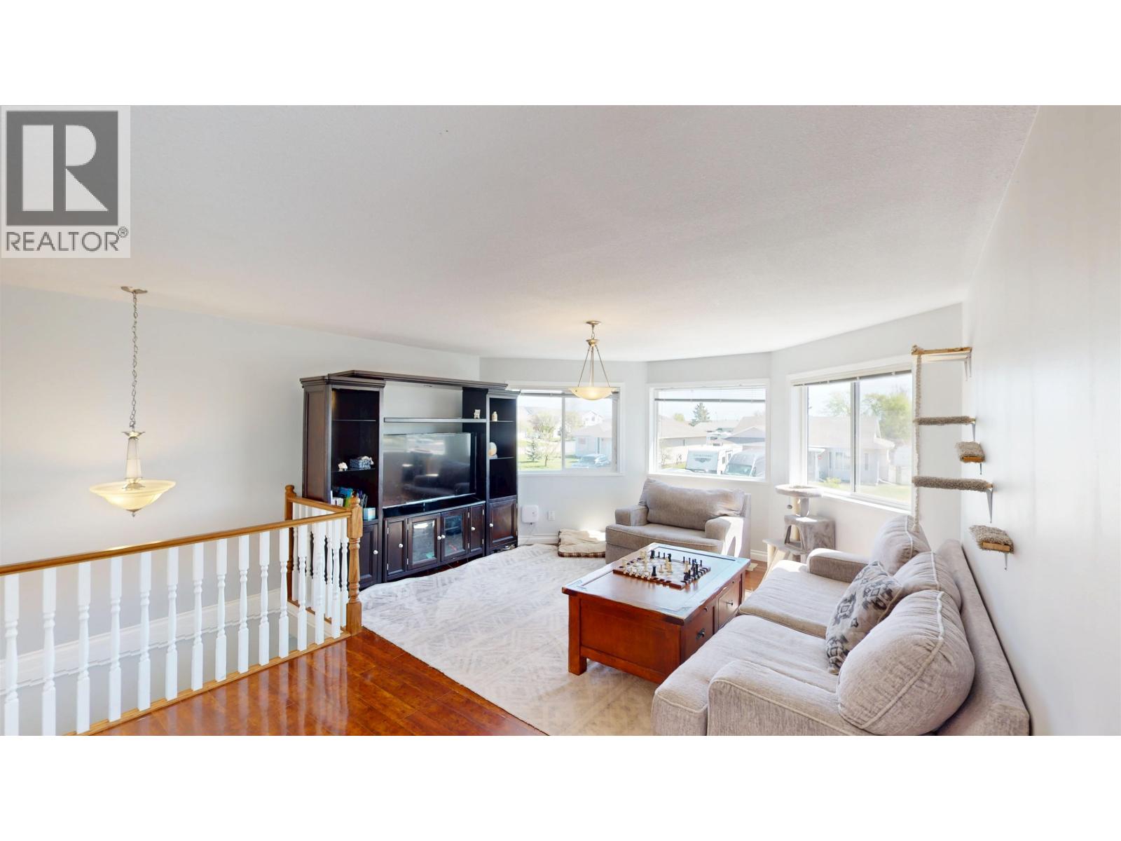 8916 84A STREET - 14