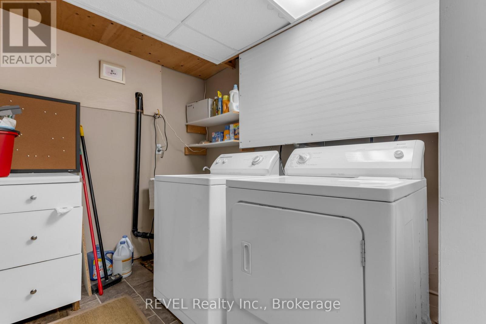 1786 YORK ROAD - 23