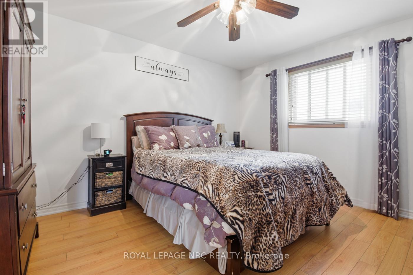 27 WOODRUSH AVENUE - 20