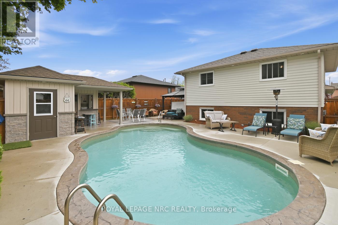 27 WOODRUSH AVENUE - 28