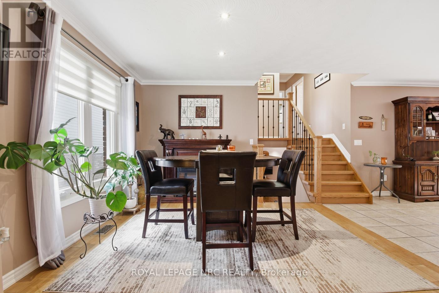 27 WOODRUSH AVENUE - 8