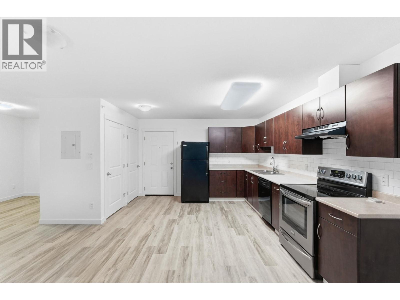 #311 1483 Glenmore Road - 6