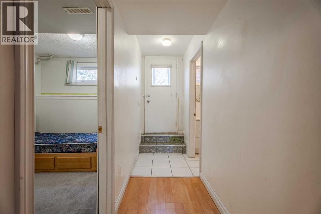 3152 Blakiston Drive NW - 20
