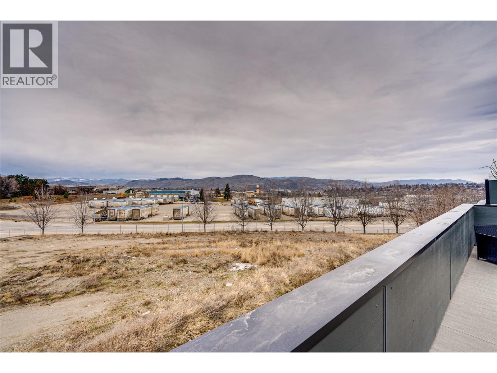 #11 1039 Mt. Fosthall Drive - 39