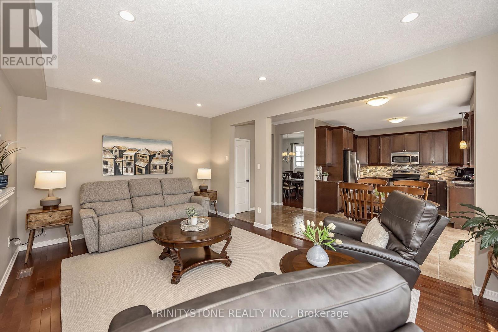 502 DALEWOOD CRESCENT - 12