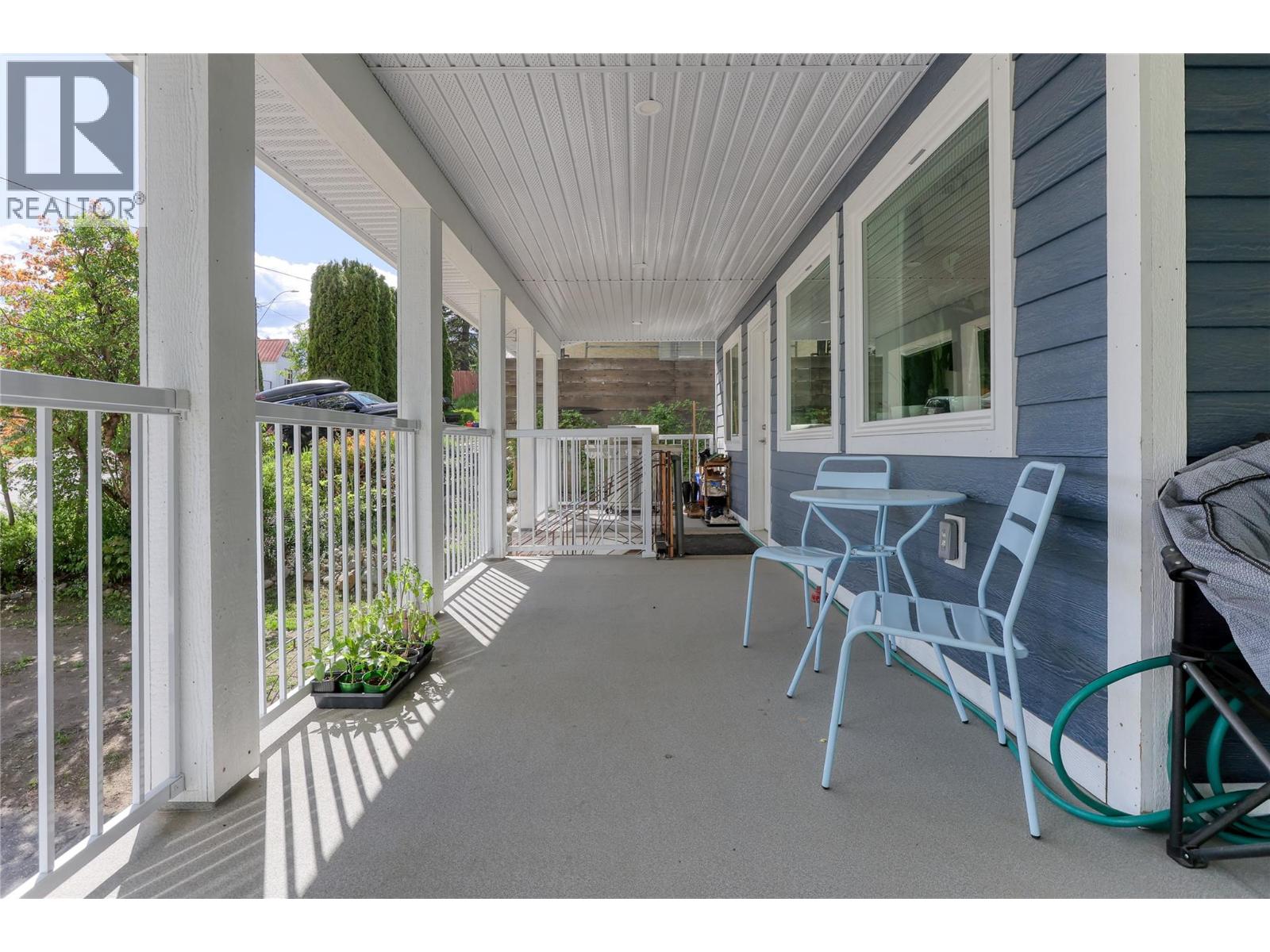2058 FIFTH Avenue, Rossland