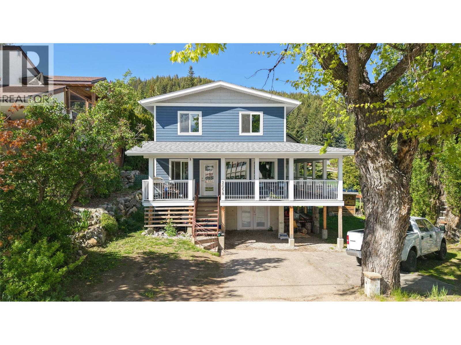 2058 FIFTH Avenue, Rossland